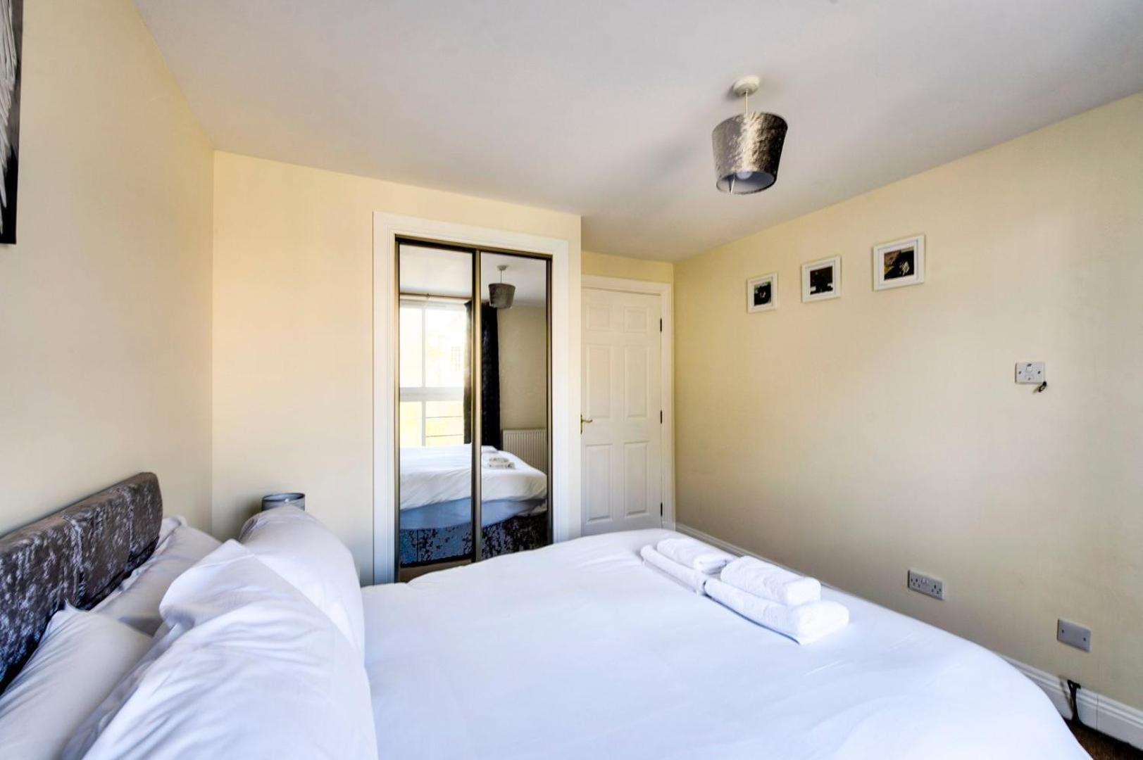 Guestready - Nice 3Bdr Apart W/ Private Parking 에든버러 외부 사진